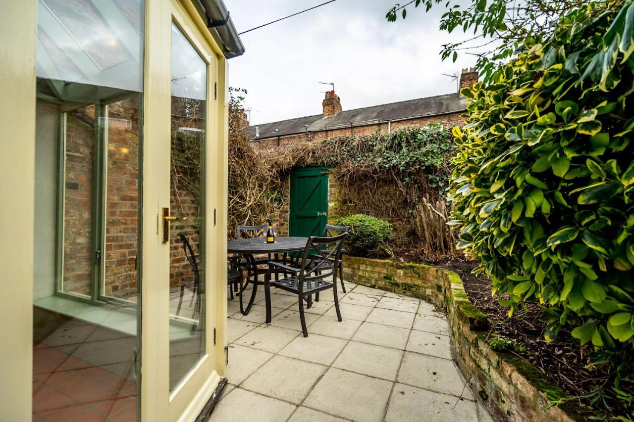 7 St John'S Crescent Villa York Exterior foto